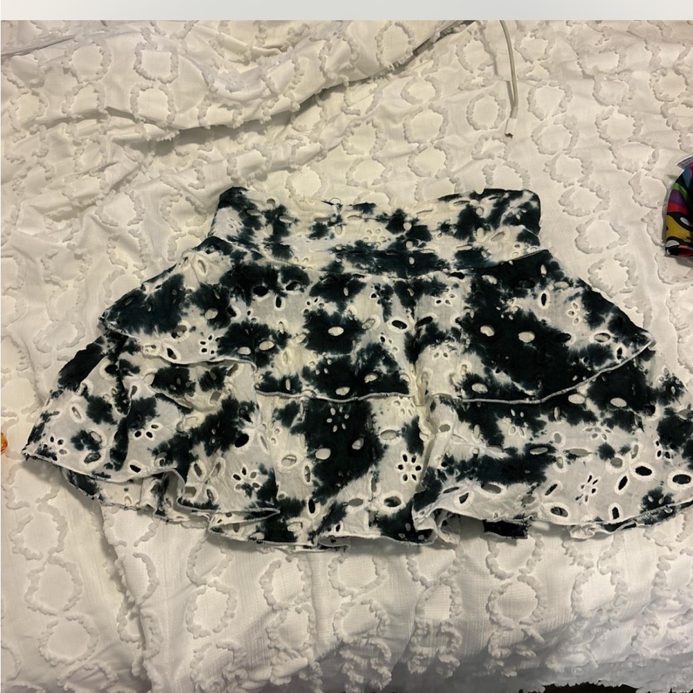 Black and white tye dye mini skirt